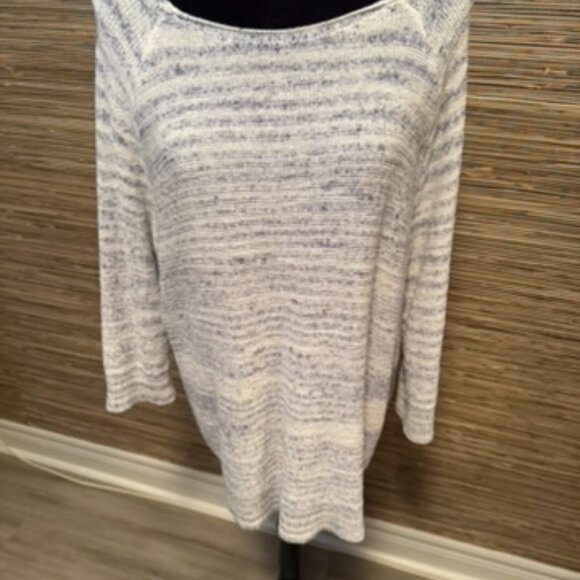 Cotton Light Blue and White Lightweight Sweater - Picture 1 of 3
